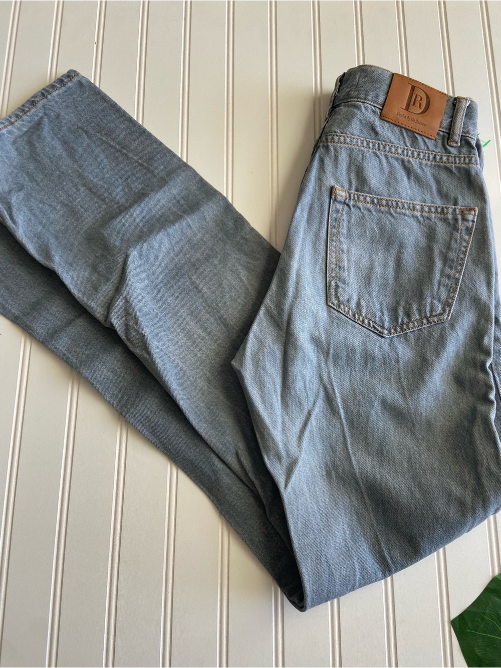 De Rococo High Rise Straight Leg Jeans 25x32 - Picture 3 of 7